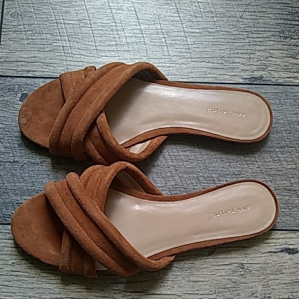 Ann Taylor suede cross over sandals